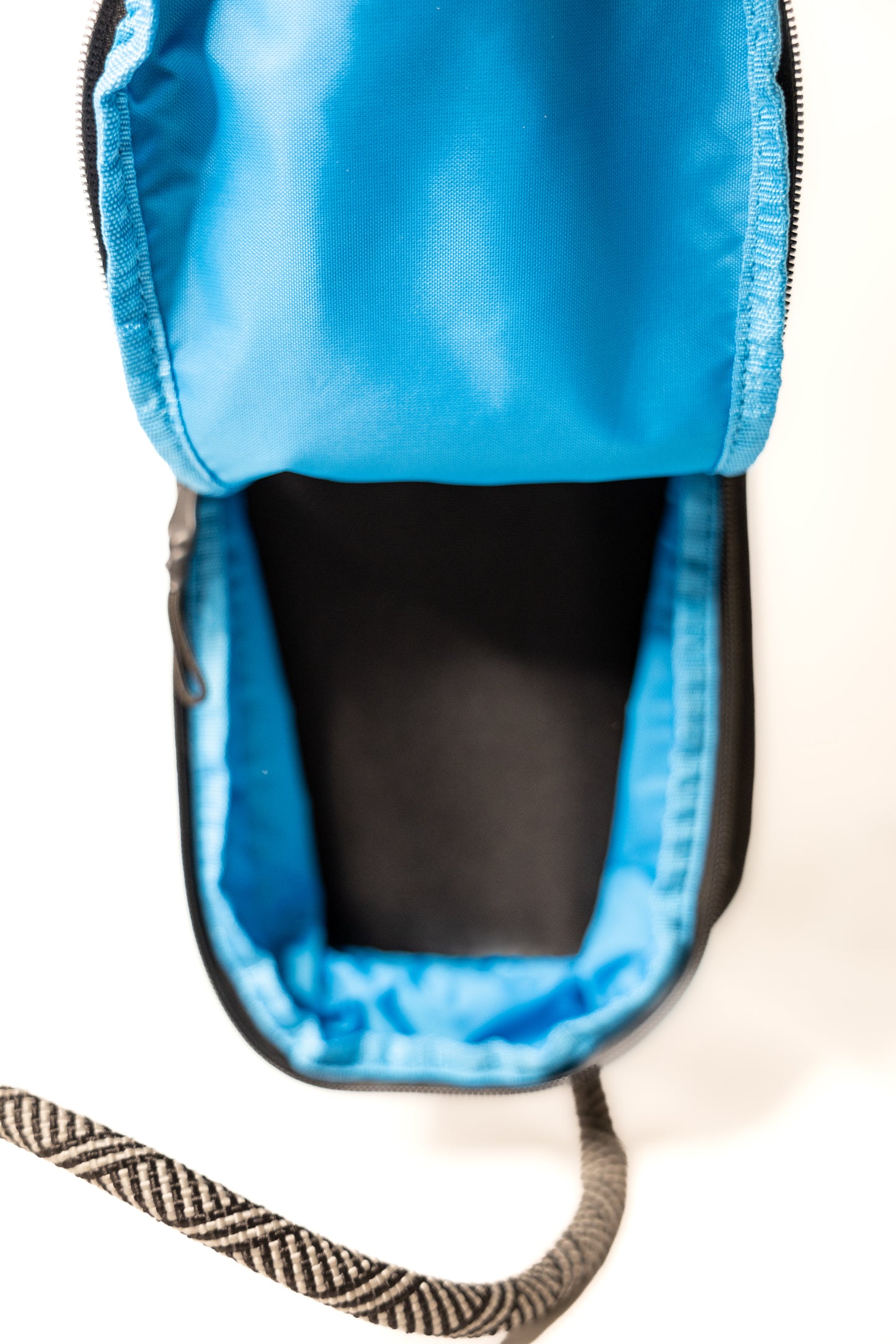 The Ultimate Hands-free Dog Walking Bag (Black)